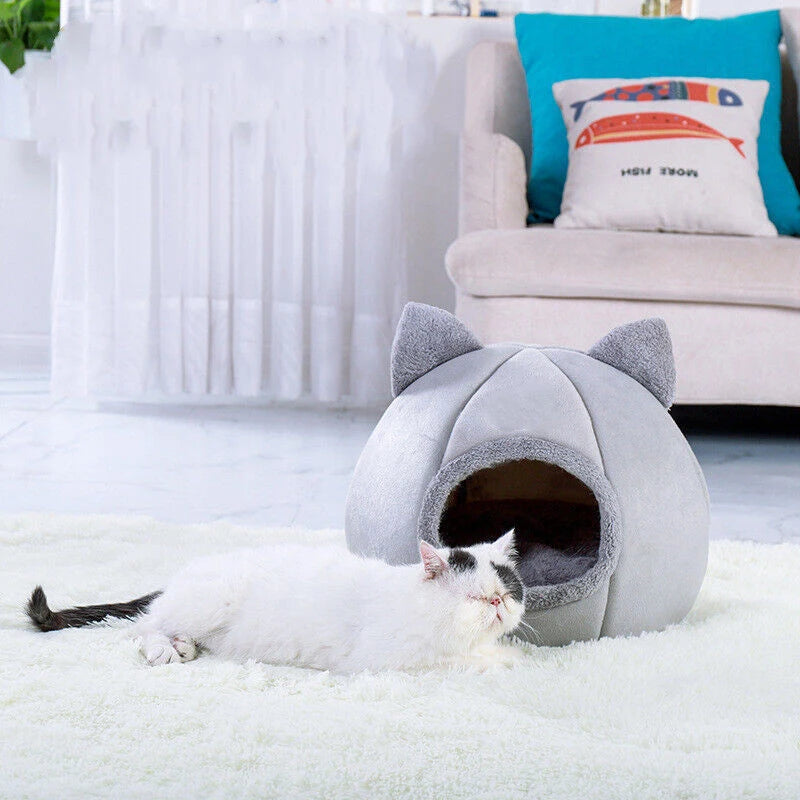 Comfortable Self-Warming Cat Tent Bed