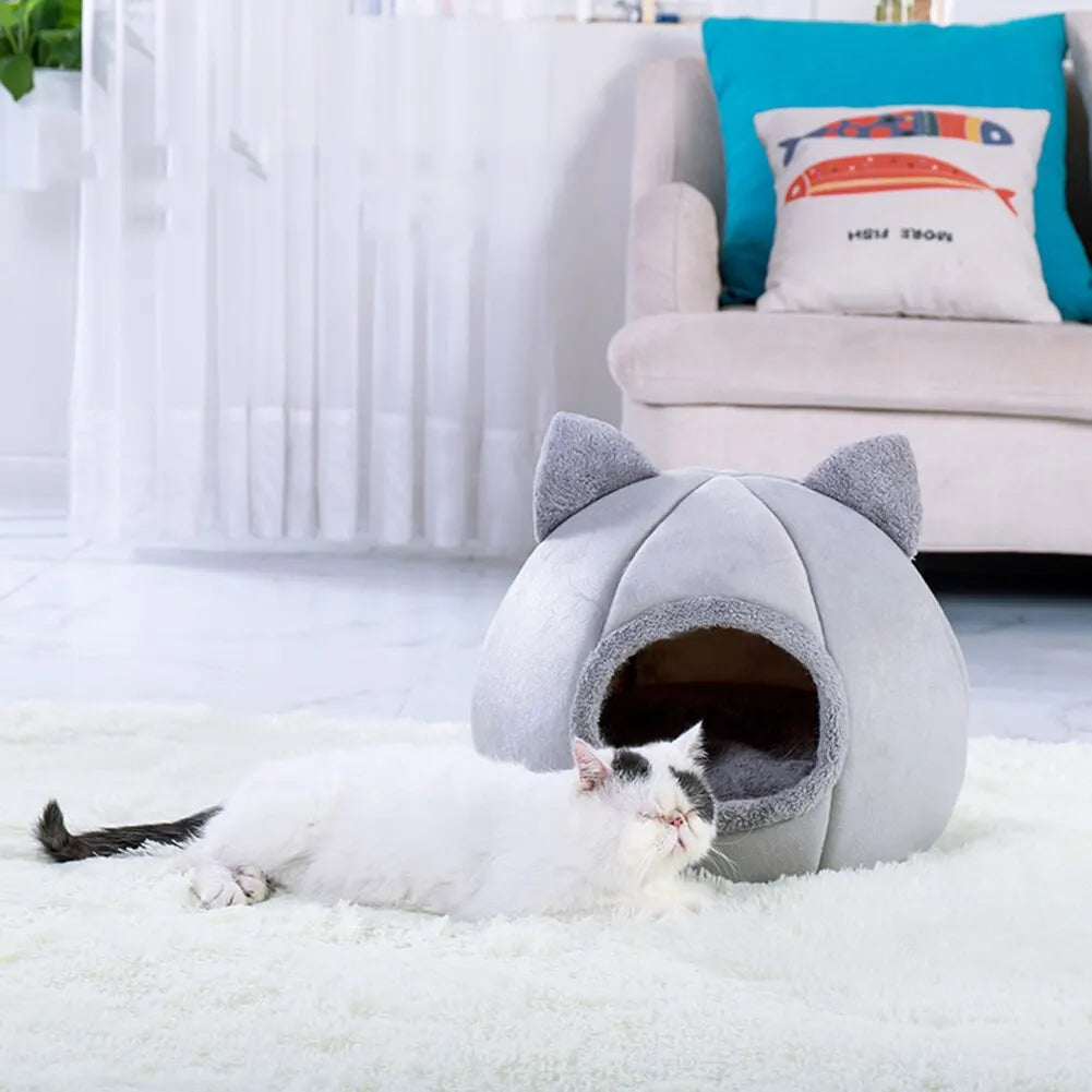 Comfortable Self-Warming Cat Tent Bed