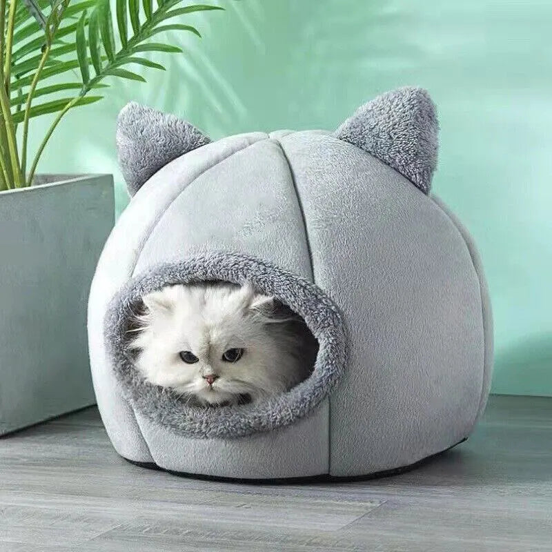 Comfortable Self-Warming Cat Tent Bed