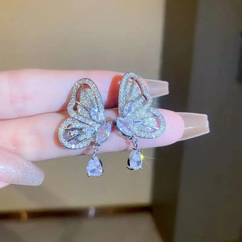 Korean Elegant Butterfly Stud Earrings For Women Light Luxury Shiny Zircon Flower Versatile Earring Party Aesthetics Jewelry