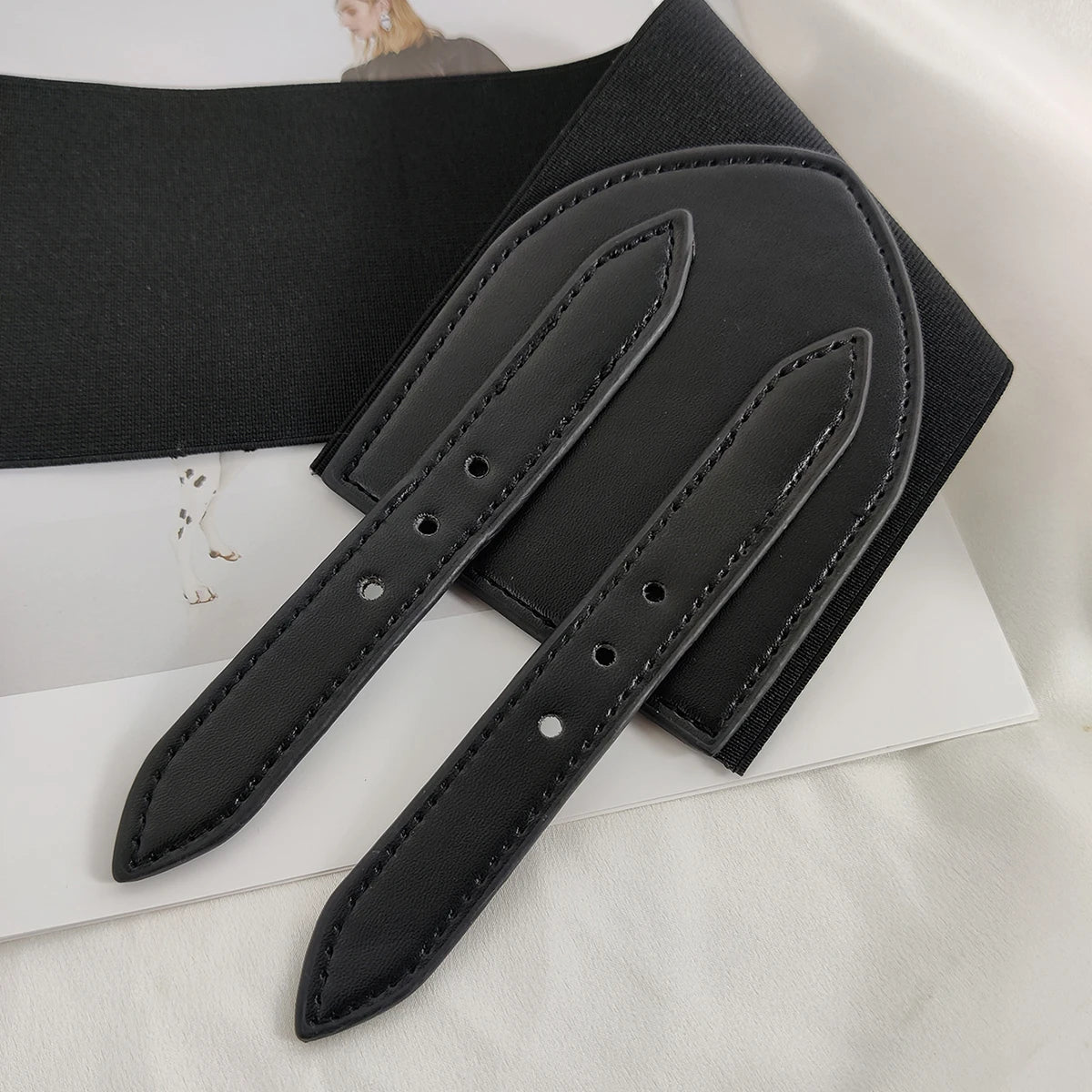 Wide Elastic Black Corset Belt for Women - High-end luxury design